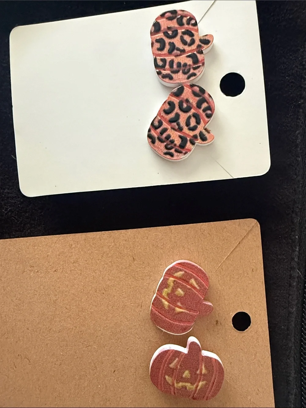 Source Unknown Pink Leopard Print & Orange Pumpkin Kids Stud Earrings - Picture 1 of 4